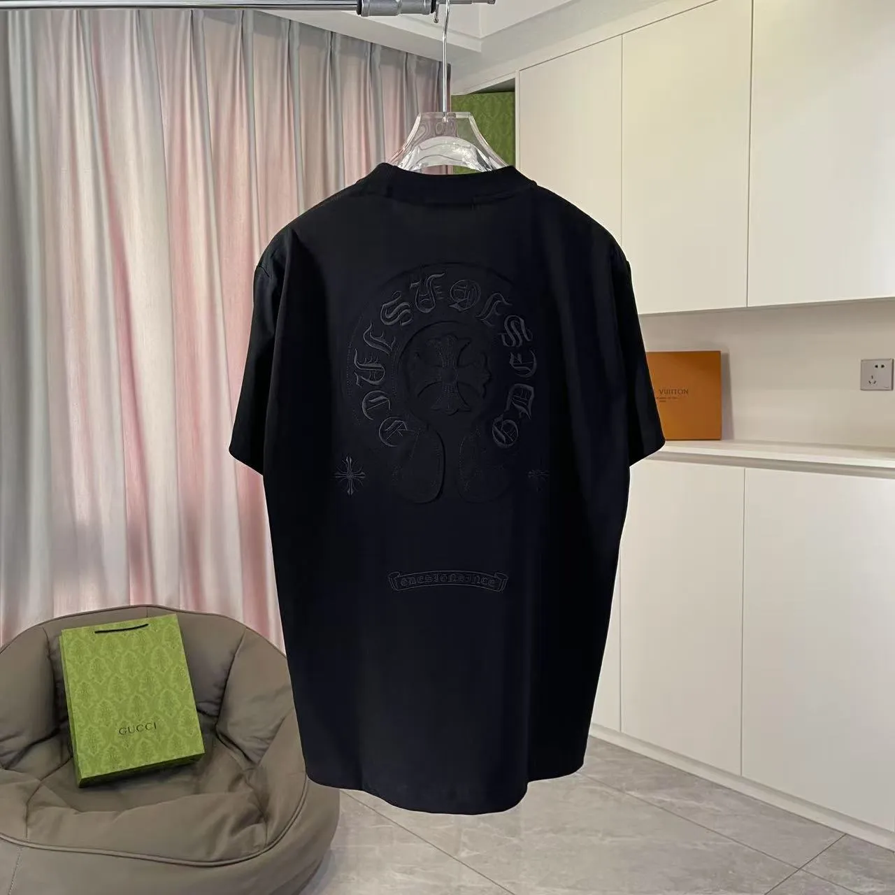 🅿️200 ch Cro* 2025 spring and summer new style Sanskrit horseshoe cross laser patch embroidery short-sleeved t-shirt custom fabric 300g same style for men and women Size: S M L XL XXL Five codes Color: black white